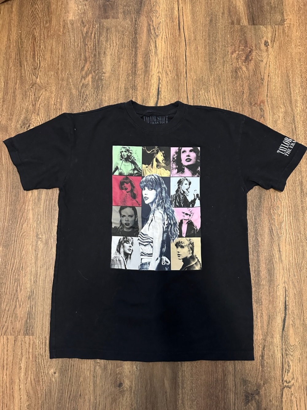 Taylor Swift The Eras Tour 100% Cotton Tshirt Size Small